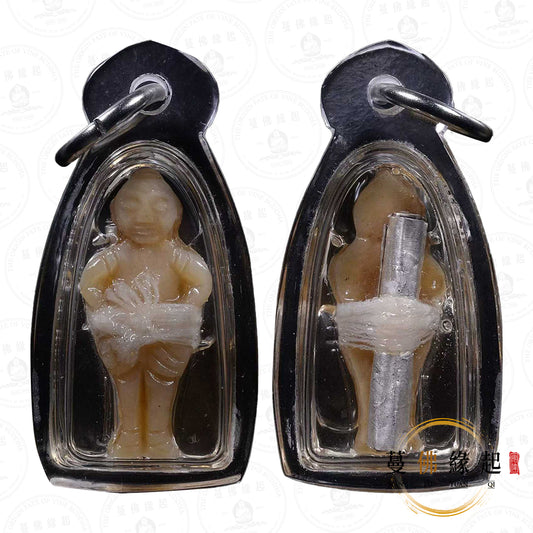 阿贊屈碌 / 屈祿 • 2552 • 古曼（骨雕）